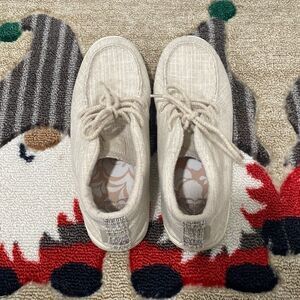 ROXY Tan Minnow Mid-Top Shoes Size 8.5